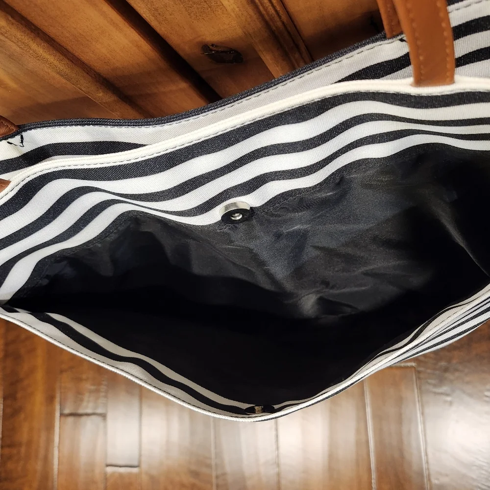 DSW this black